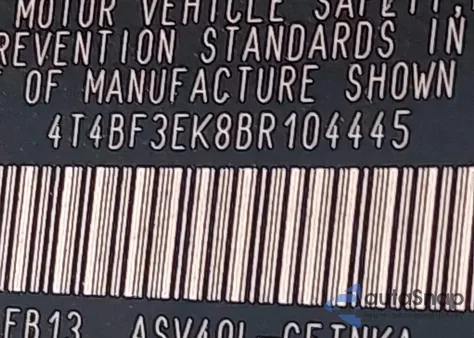 2011 Toyota Camry Le z USA, uszkodzony, nr VIN 4T4BF3EK8BR104445